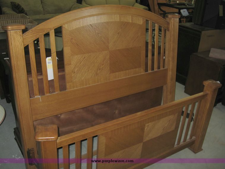 in MANHATTAN, KS Item 7562 sold Purple Wave