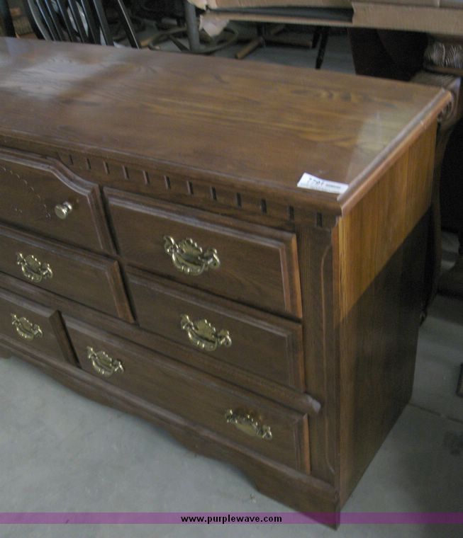 in MANHATTAN, KS Item 7791 sold Purple Wave