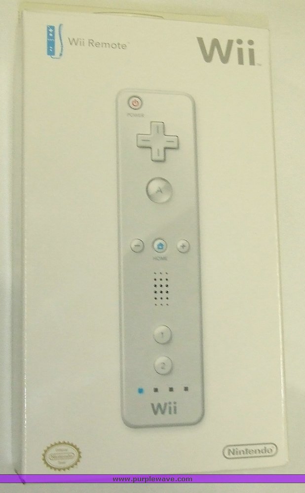 image for item 1092 Nintendo Wii game console with Wii Fit Pro game and board