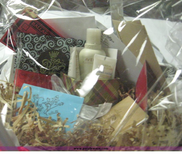 image for item 1113 Aggieville basket