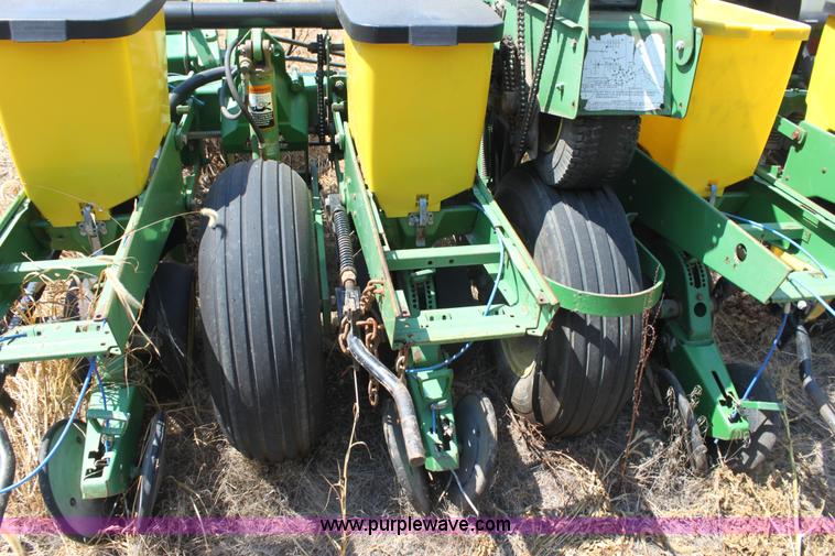 image for item A2711 John Deere 1760 eight row planter