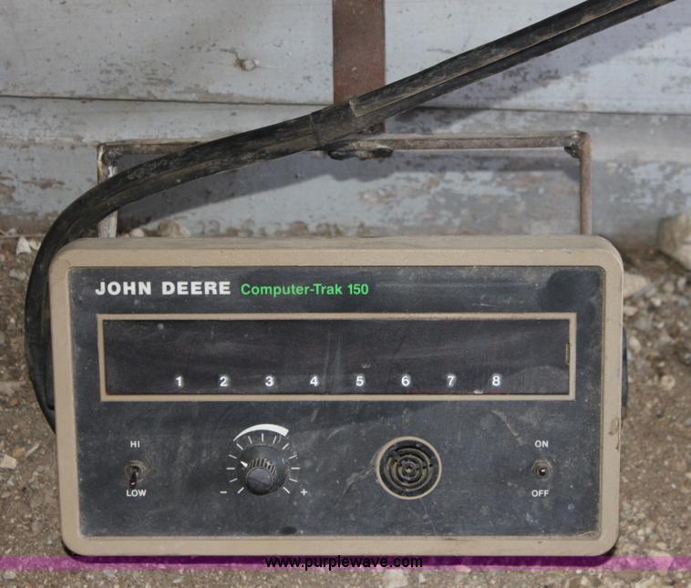 image for item A2711 John Deere 1760 eight row planter