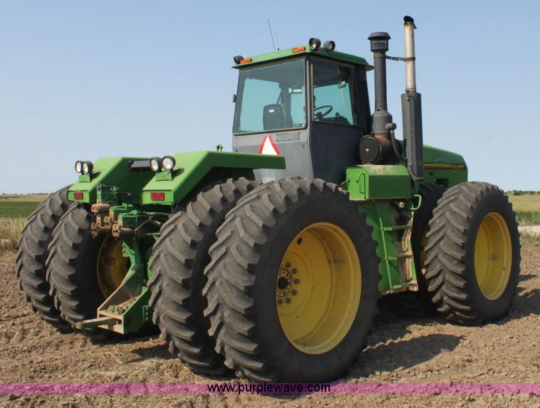 image for item A2714 1995 John Deere 8770 4WD tractor