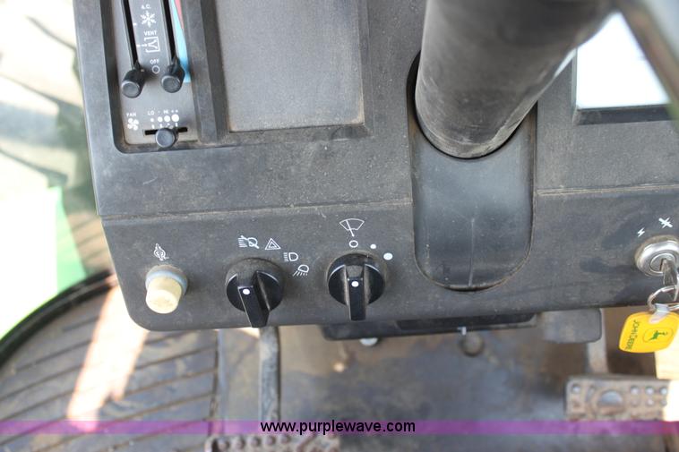 image for item A2714 1995 John Deere 8770 4WD tractor