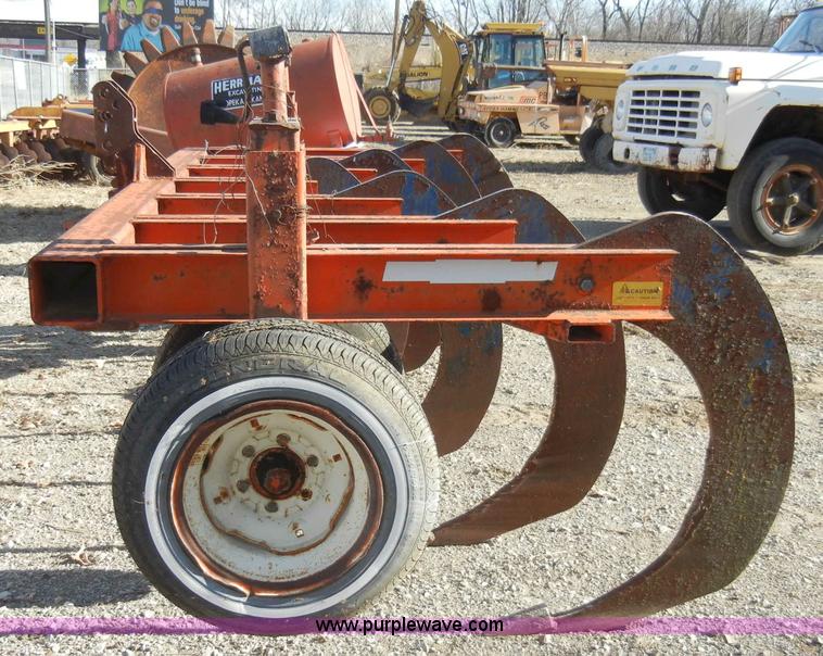 image for item A3392 Dual 7000 seven shank ripper