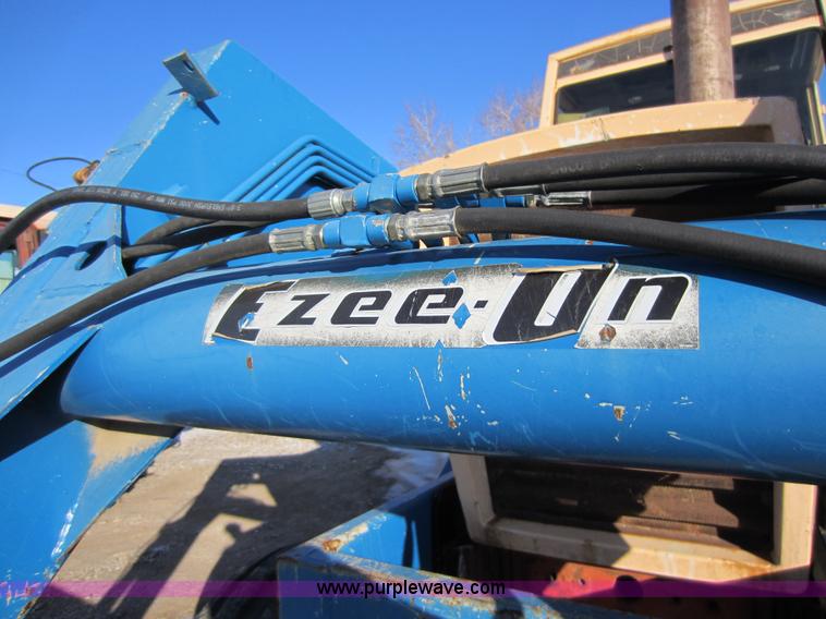 image for item A5651 1973 Case 1080 Agri King tractor