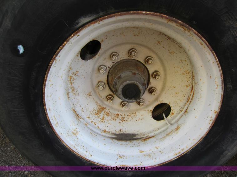 image for item A5654 1984 Dorsey 45' flatbed semi trailer