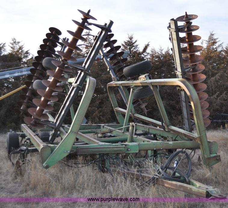 image for item A5780 John Deere 335 wing disk