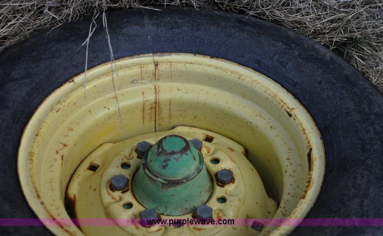 image for item A5780 John Deere 335 wing disk