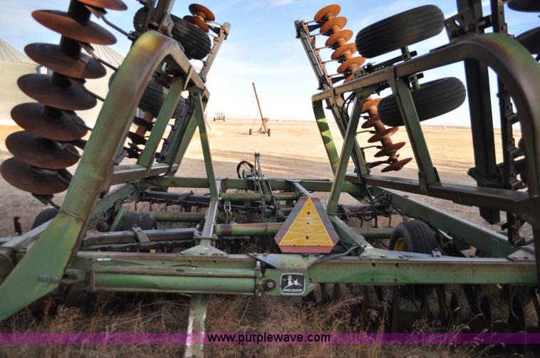 image for item A5780 John Deere 335 wing disk