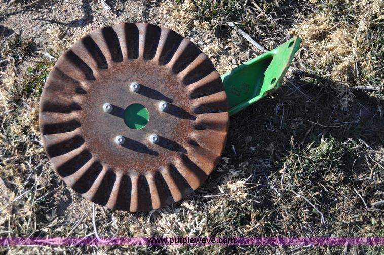 image for item A5781 (24) John Deere coulters