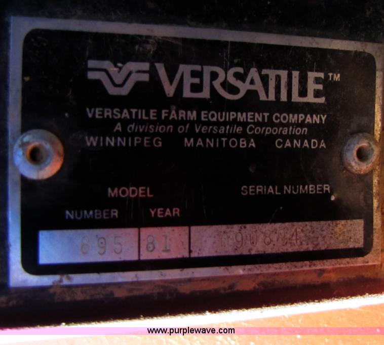 image for item B2163 1981 Versatile 895 articulating 4WD tractor