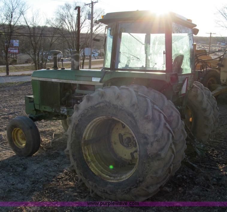 image for item B2582 1978 John Deere 4230 tractor