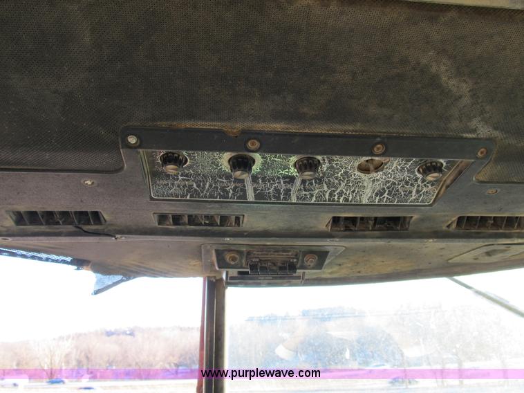 image for item B2582 1978 John Deere 4230 tractor