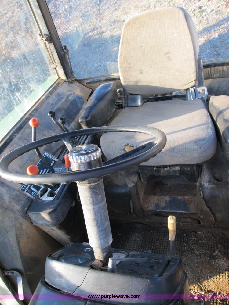 image for item B2582 1978 John Deere 4230 tractor