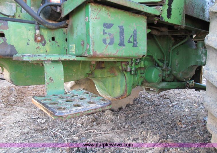 image for item B2582 1978 John Deere 4230 tractor
