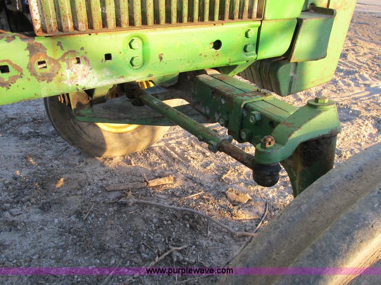 image for item B2582 1978 John Deere 4230 tractor