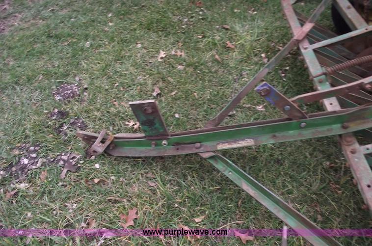 image for item B6017 John Deere FB-8 drill