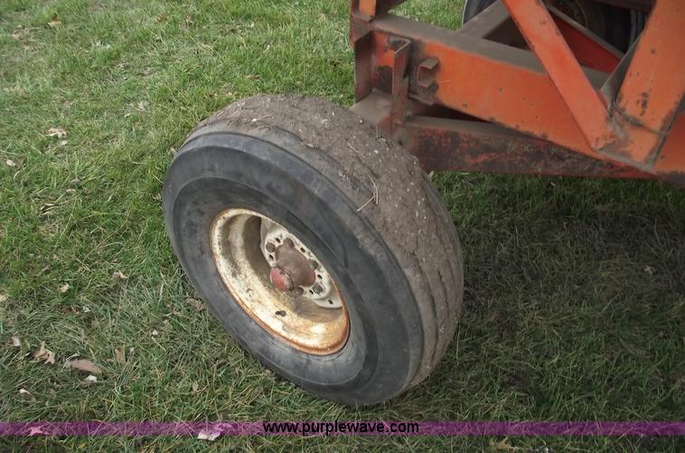 image for item B6018 Koby 6072 gravity wagon