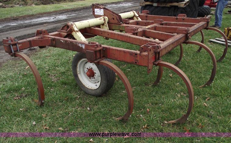 image for item B6021 Krause 11.5' chisel plow