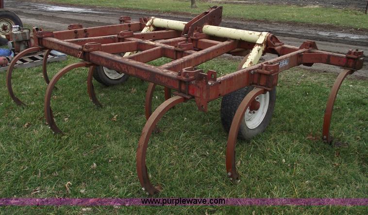 image for item B6021 Krause 11.5' chisel plow