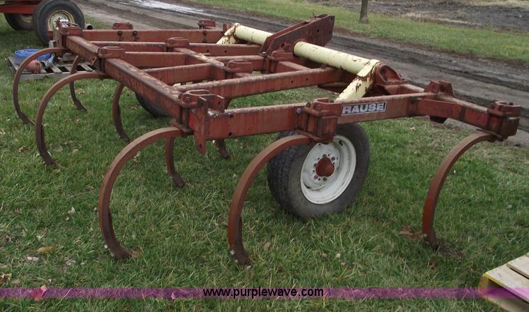 image for item B6021 Krause 11.5' chisel plow