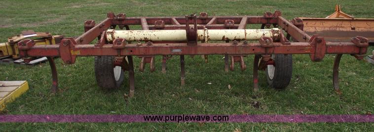 image for item B6021 Krause 11.5' chisel plow