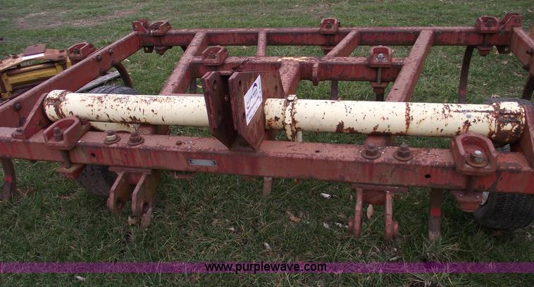 image for item B6021 Krause 11.5' chisel plow