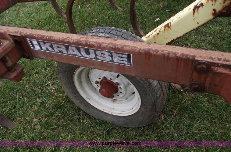 image for item B6021 Krause 11.5' chisel plow