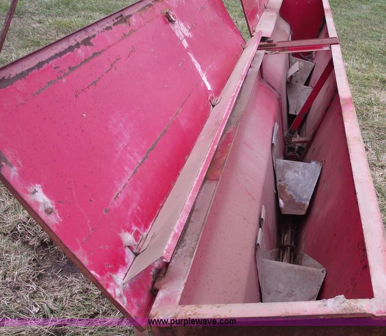 image for item B6034 Gandy 112 gravity drop seeder
