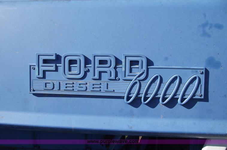 image for item B6057 1968 Ford 6000 tractor