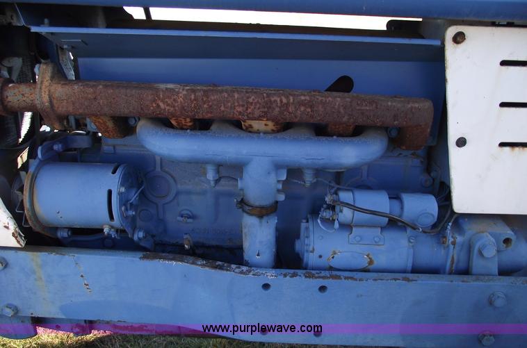 image for item B6057 1968 Ford 6000 tractor
