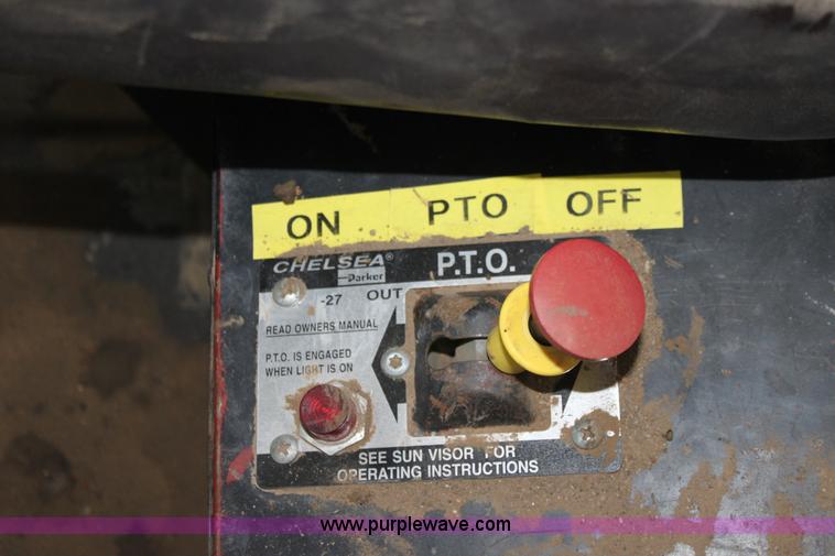 image for item B8763 1986 Mack CS200 chemical application truck