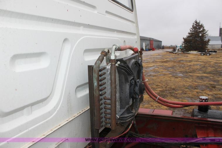 image for item B8763 1986 Mack CS200 chemical application truck