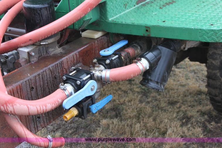 image for item B8763 1986 Mack CS200 chemical application truck