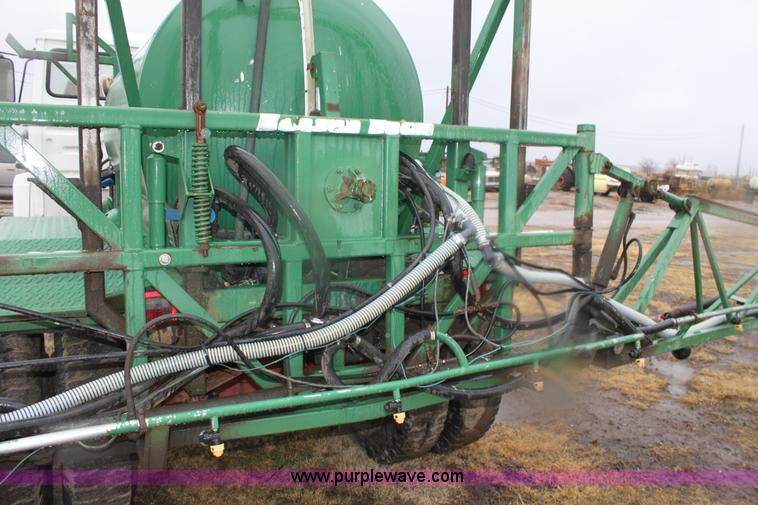 image for item B8763 1986 Mack CS200 chemical application truck