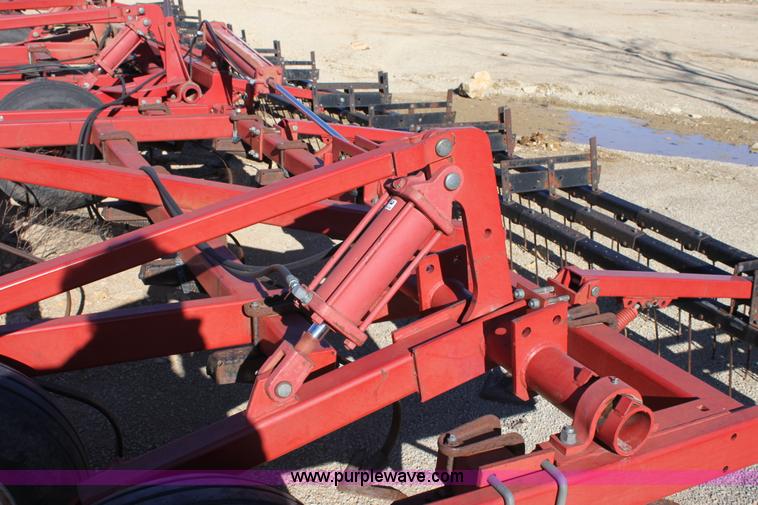 image for item B8787 International Harvester 4300 field cultivator