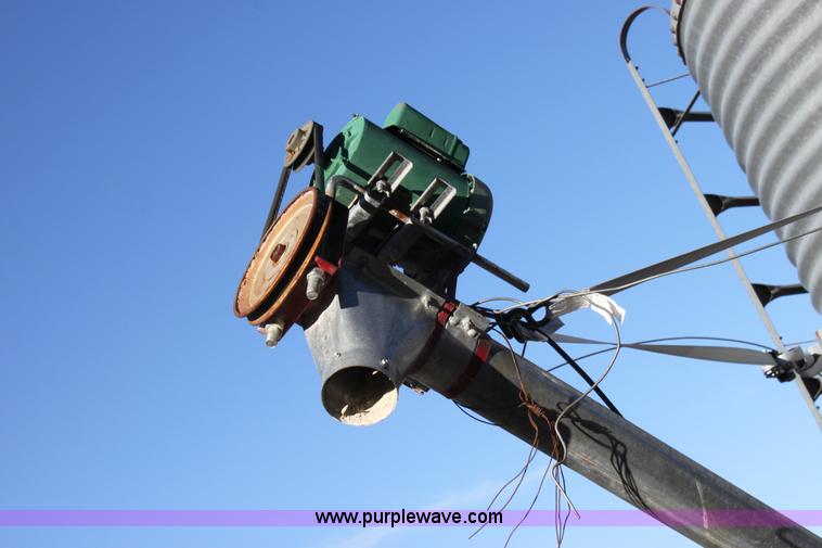 image for item B8803 300 bushel grain bin