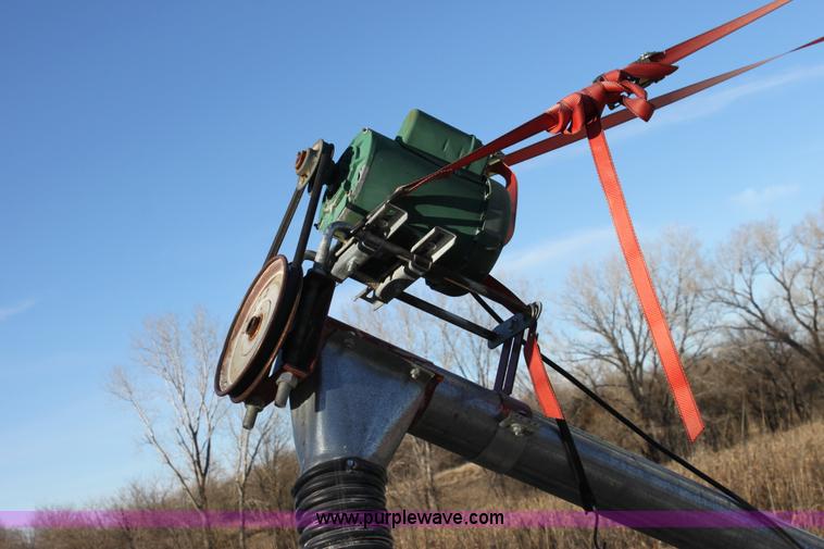 image for item B8804 300 bushel grain bin