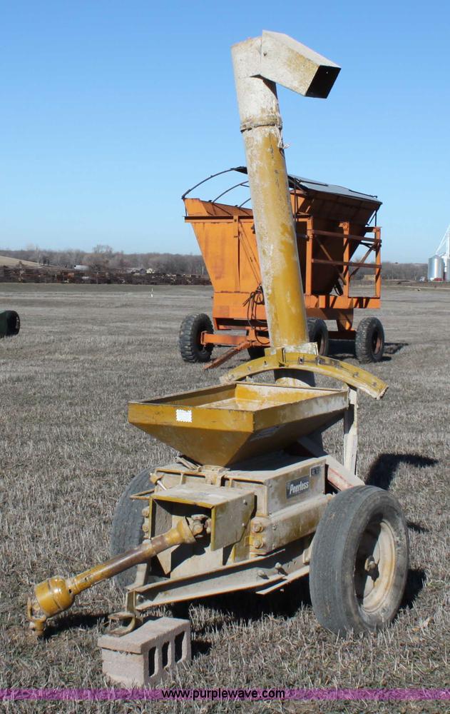 image for item B8807 1979 Peerless F20P5 roller mill