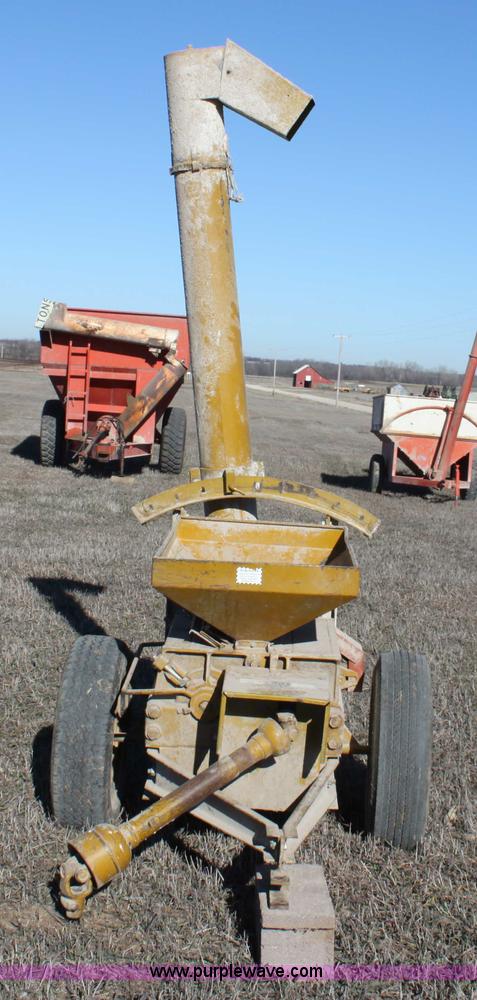 image for item B8807 1979 Peerless F20P5 roller mill