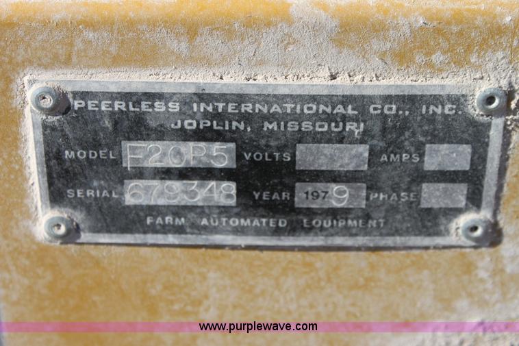 image for item B8807 1979 Peerless F20P5 roller mill