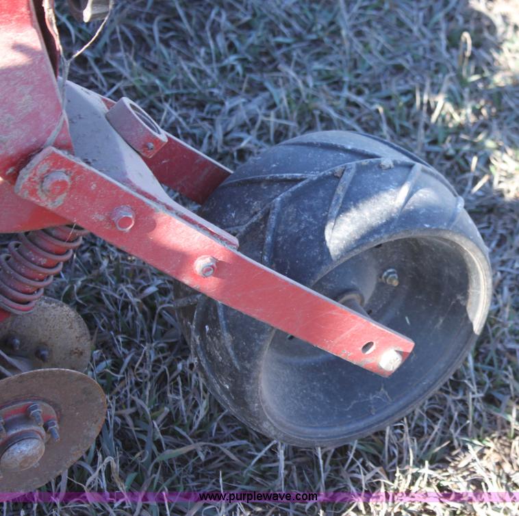 image for item B8809 Case IH 900 Cyclo Air six row planter