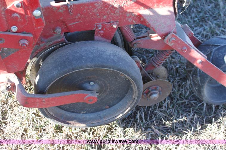 image for item B8809 Case IH 900 Cyclo Air six row planter