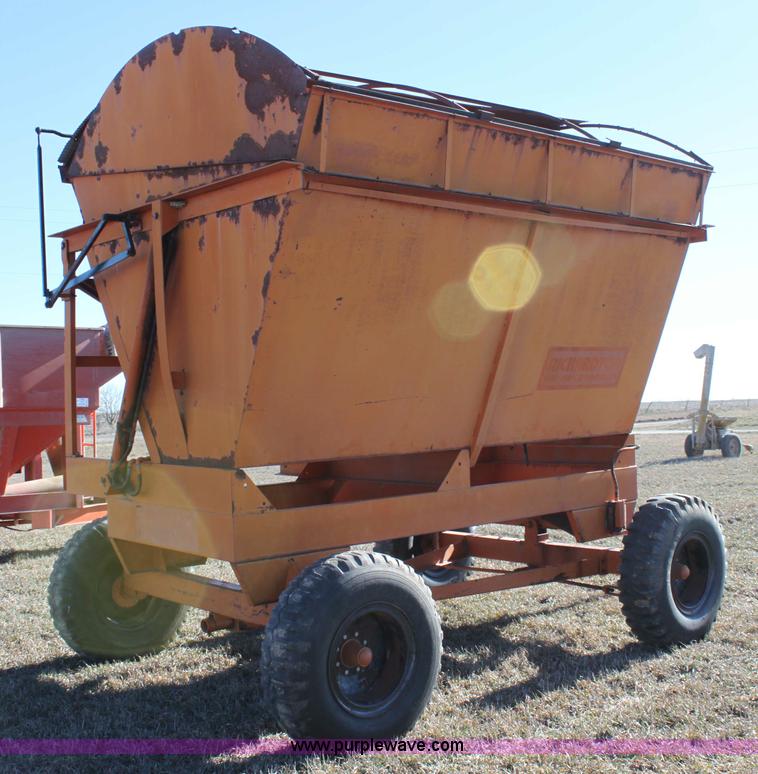image for item B8815 Richardton 1200 multi-purpose dump wagon
