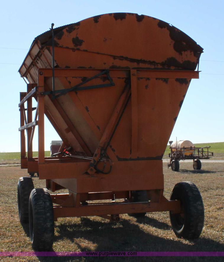 image for item B8815 Richardton 1200 multi-purpose dump wagon
