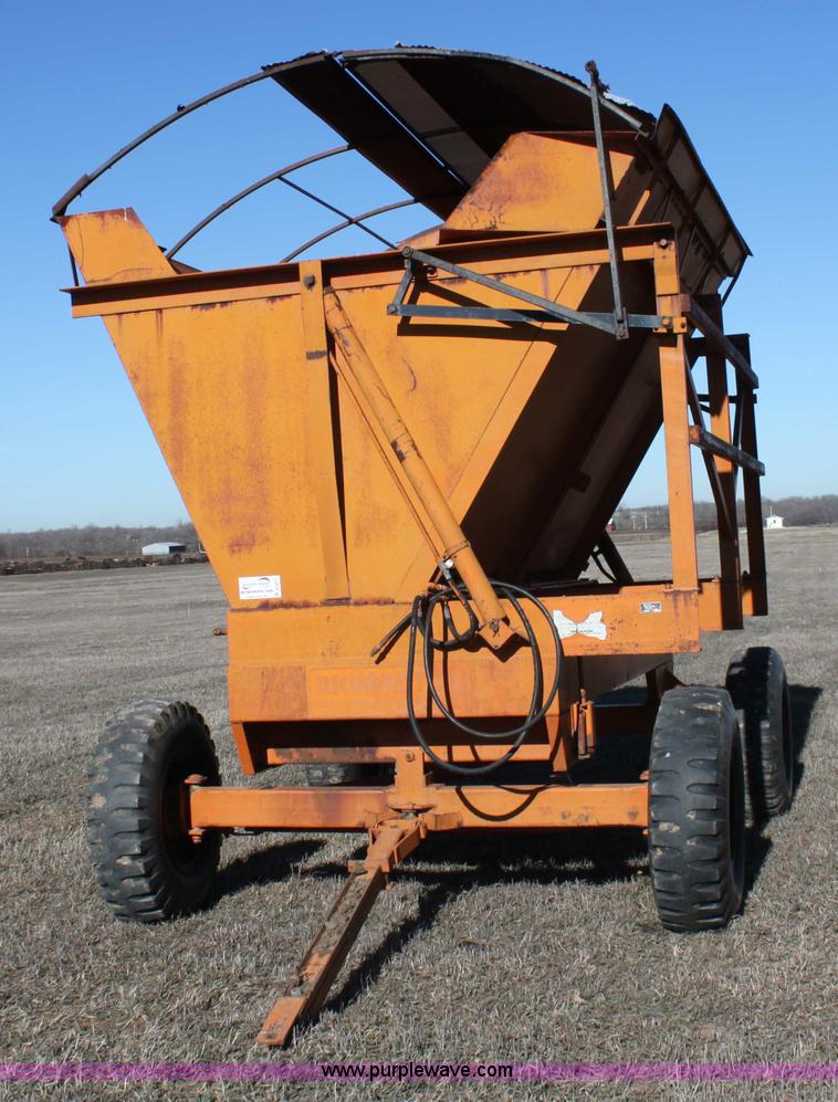 image for item B8815 Richardton 1200 multi-purpose dump wagon