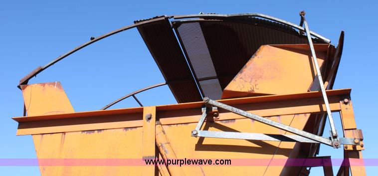 image for item B8815 Richardton 1200 multi-purpose dump wagon