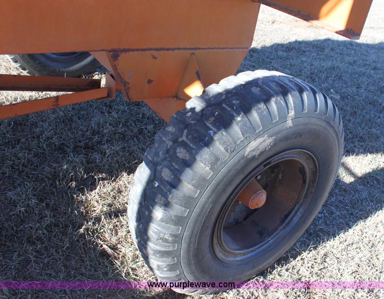 image for item B8815 Richardton 1200 multi-purpose dump wagon