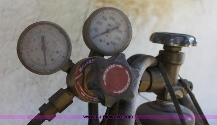 image for item B8827 Lincoln Electric Wire-Matic 255 wire feed welder